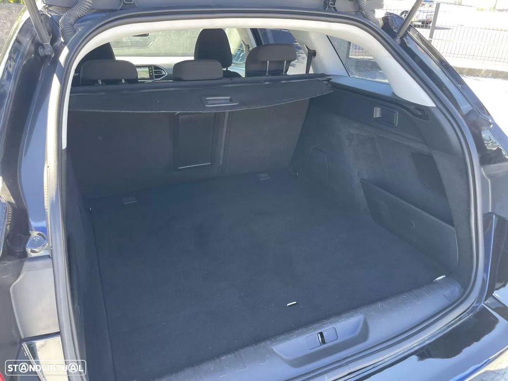 Peugeot 308 SW 1.6 BlueHDi Active - 29
