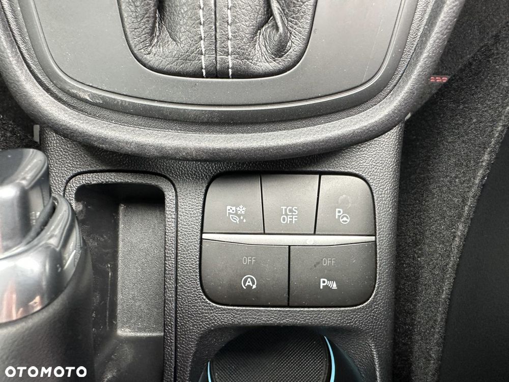 Ford Puma 1.0 EcoBoost mHEV ST-Line X DCT - 23