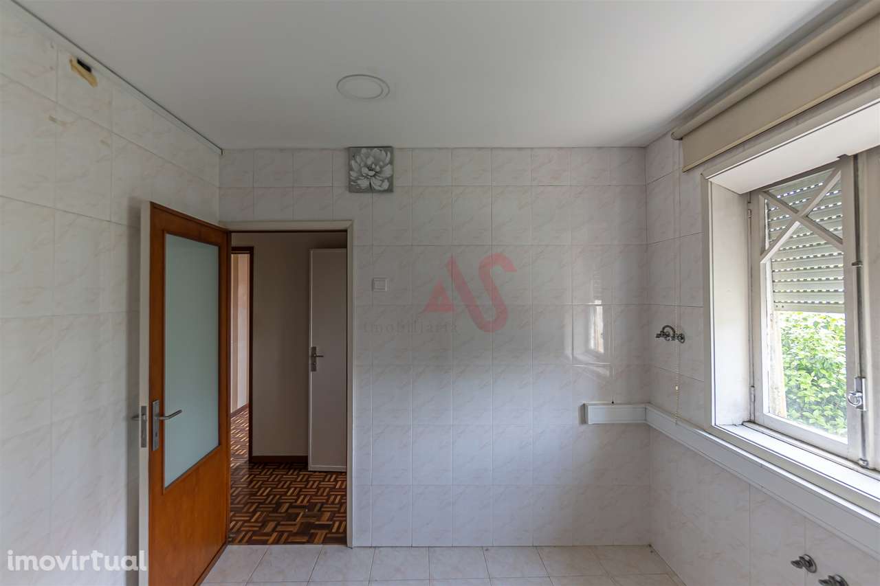 Moradia T8 no Centro de Guimarães – Oportunidade para Investimento e R - Grande imagem: 4/52