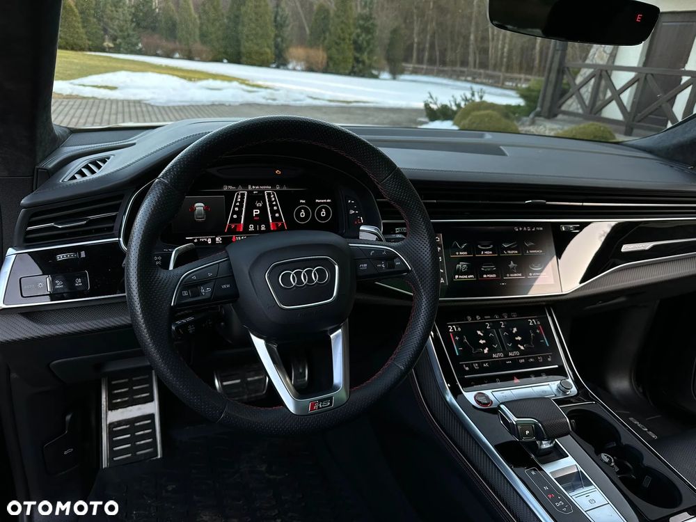 Audi RS Q8 - 25
