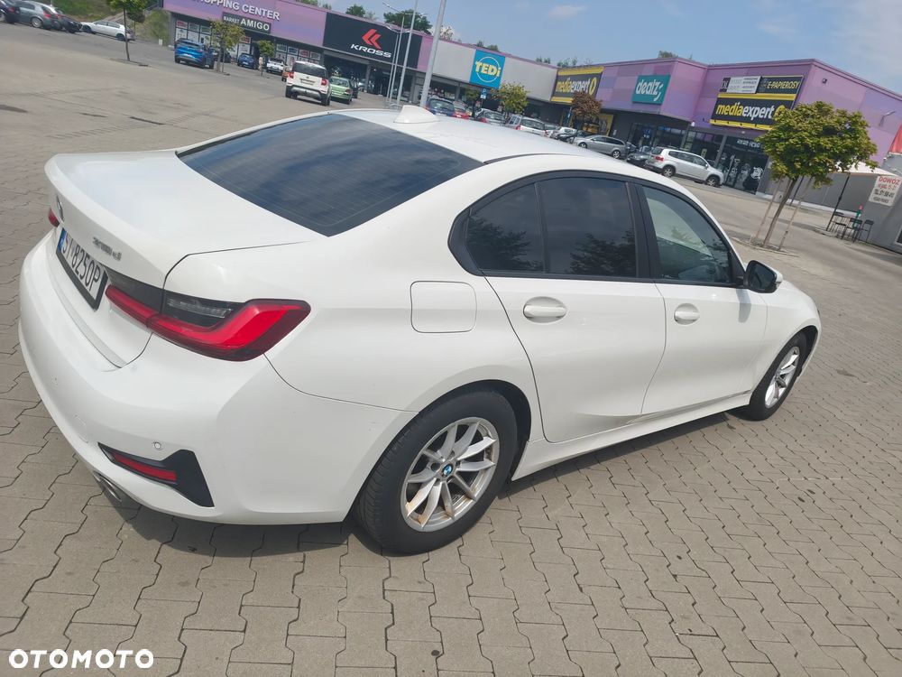 BMW Seria 3 318d - 2