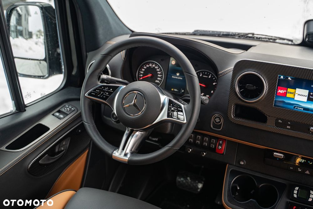 Mercedes-Benz Sprinter 519 - 28