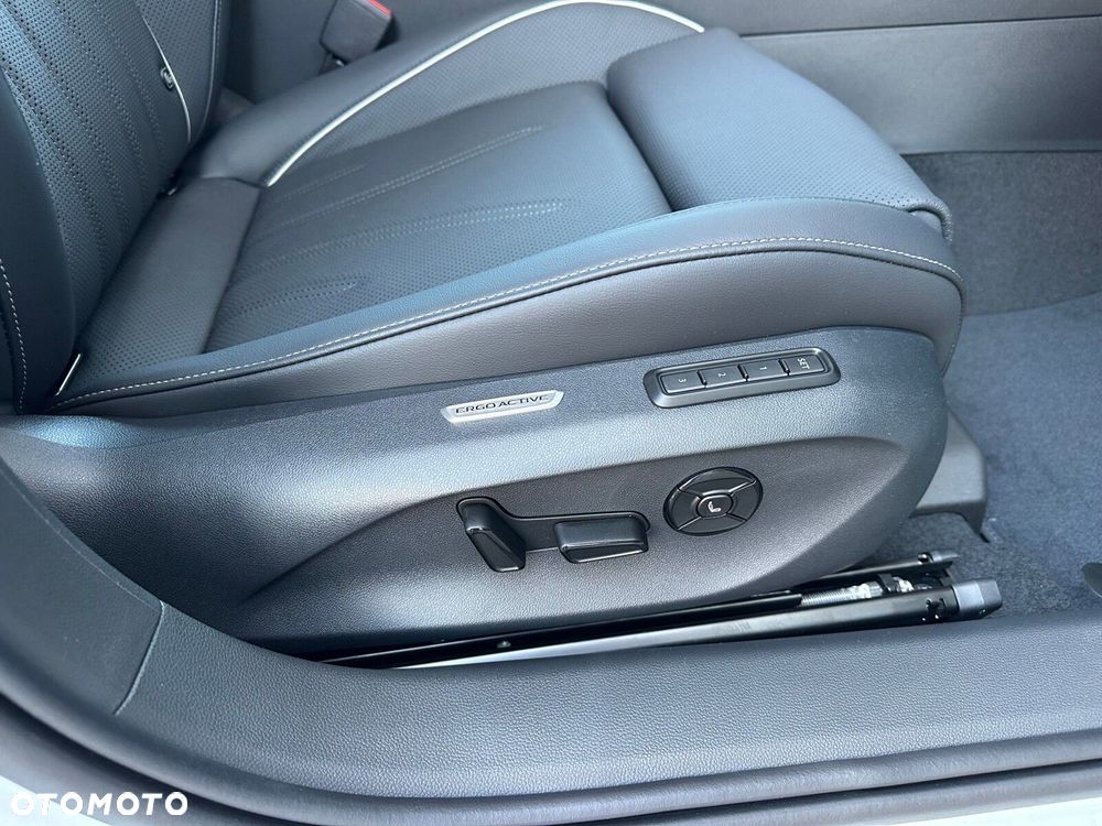 Volkswagen Passat 1.5 TSI EVO Elegance DSG - 20