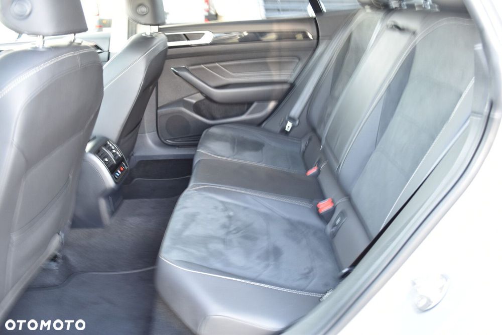 Volkswagen Arteon 2.0 TSI 4Motion Elegance DSG - 33