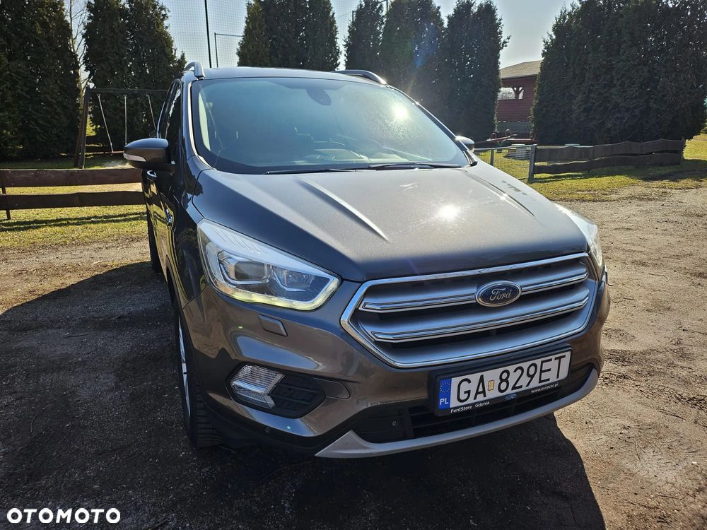 Ford Kuga - 4