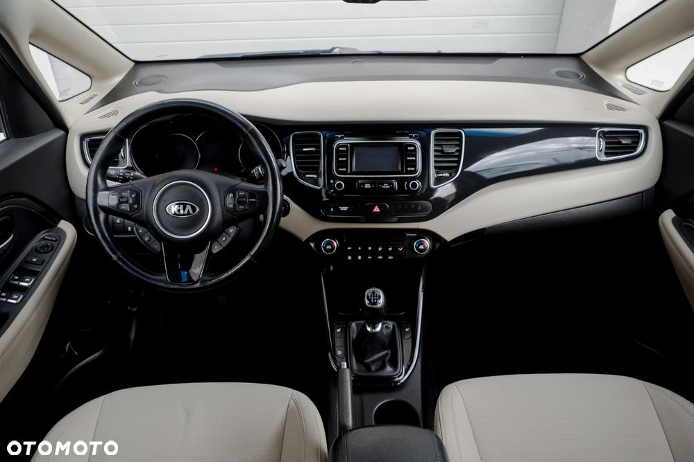 Kia Carens 1.7 CRDi XL - 33