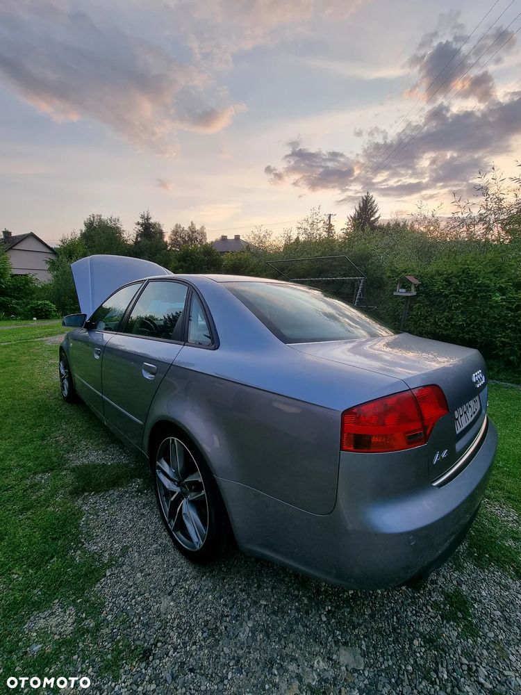Audi A4 Limousine 2.0 T FSI - 8