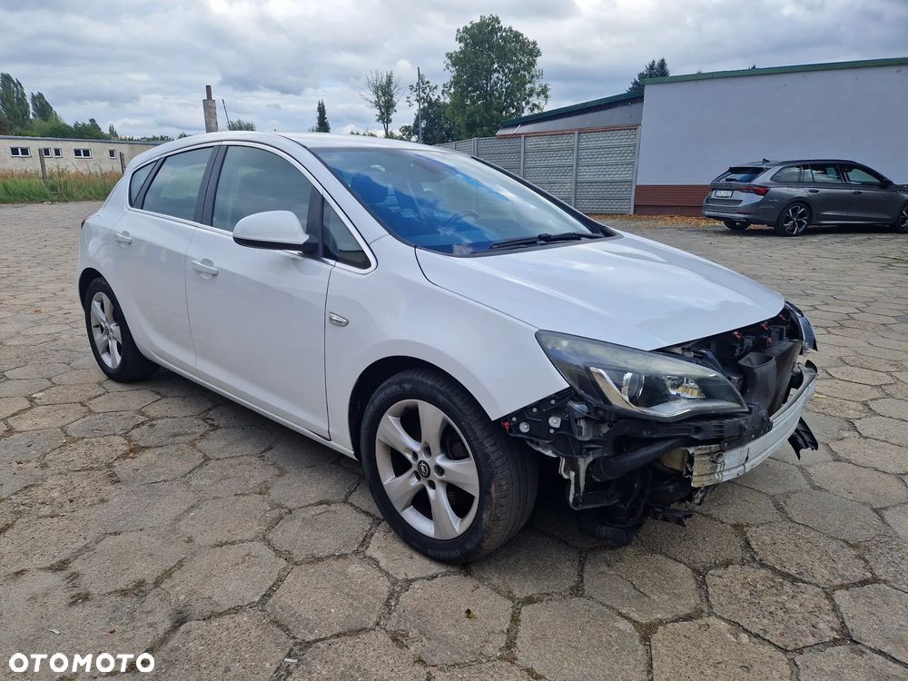 Opel Astra - 1