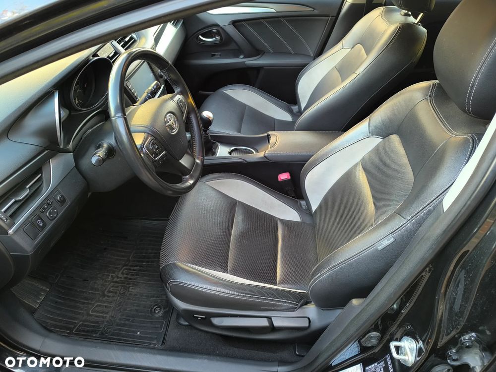Toyota Avensis 2.0 D-4D Prestige - 10