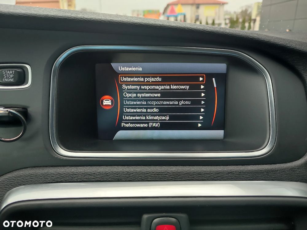 Volvo V40 T2 Summum - 16