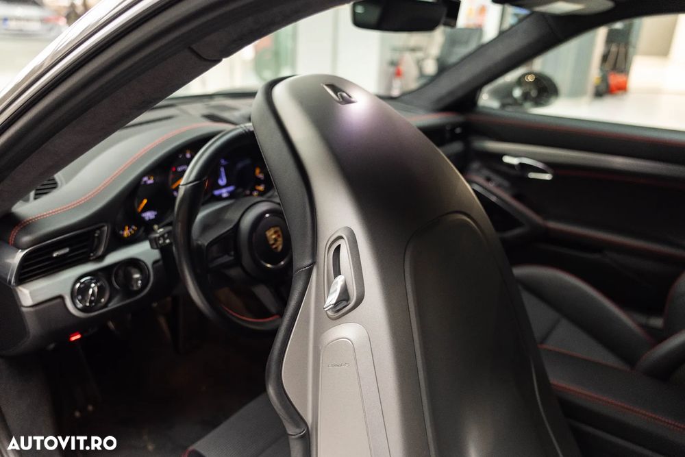 Porsche 911 GT3 - 27