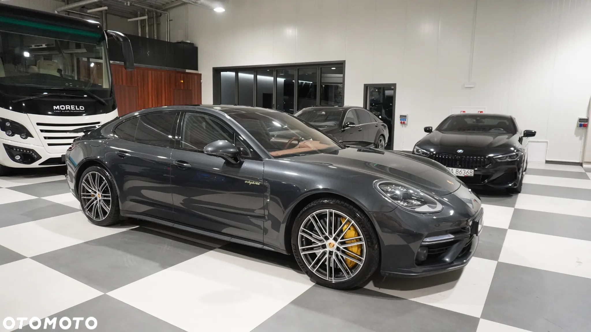 Porsche Panamera - 2