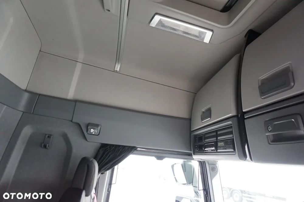 Renault T 460 / EURO 6 / ACC / SLEEPER CAB - 40