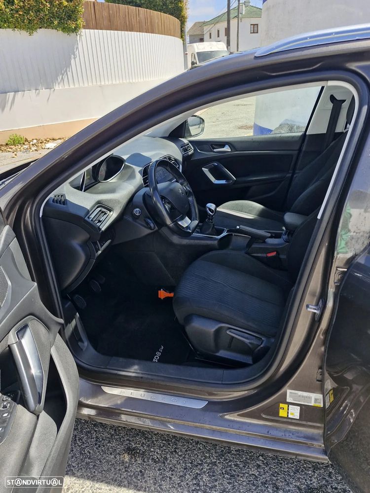 Peugeot 308 SW BlueHDi 120 Stop & Start Active - 14