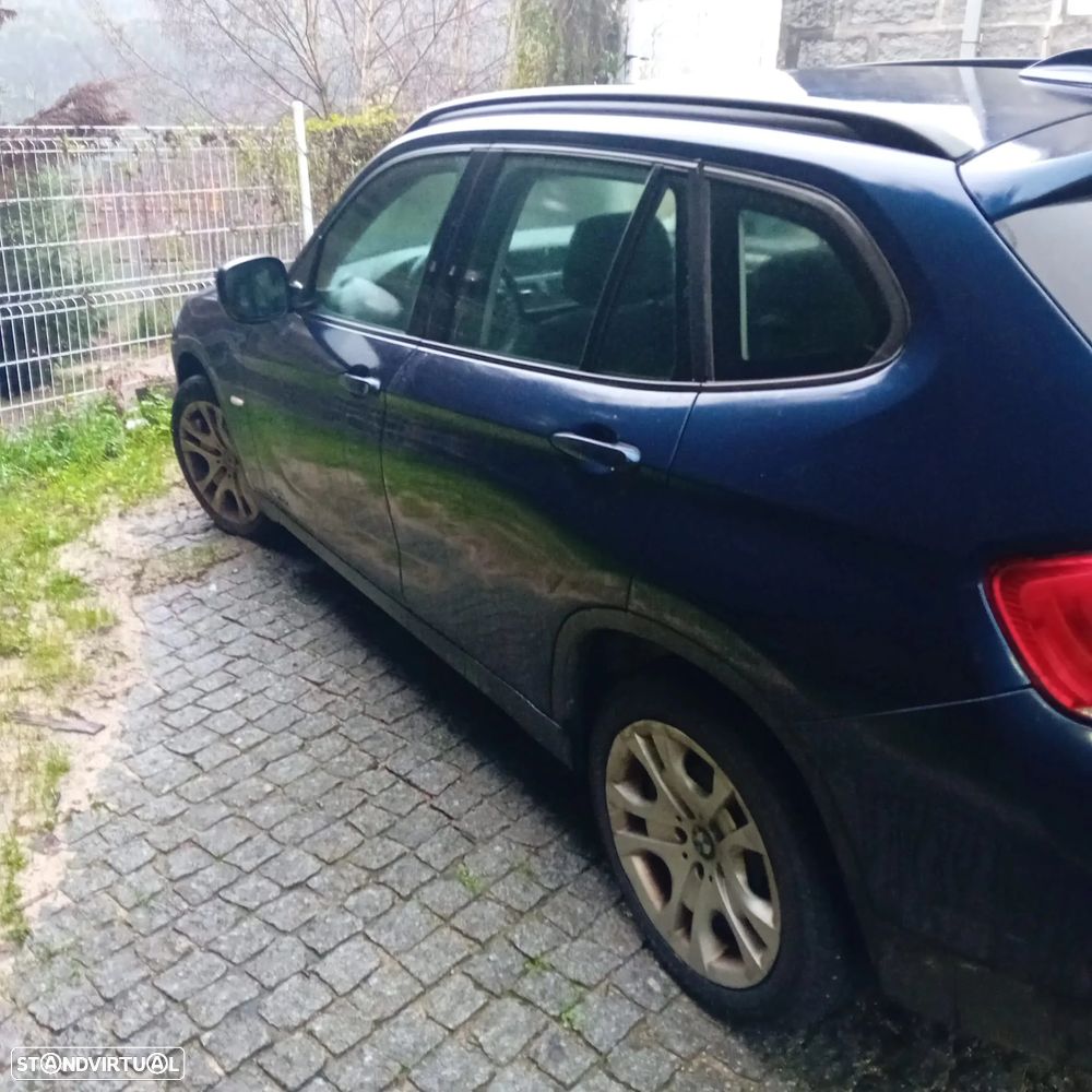 BMW X1 sDrive18d — fotografia 5