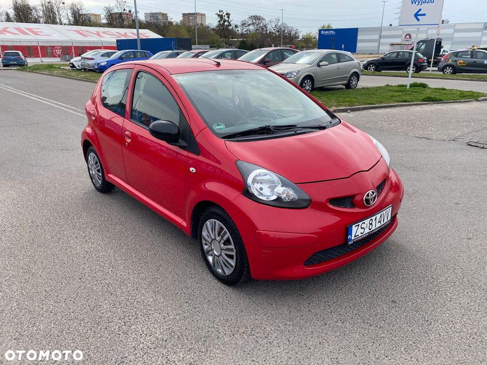 Toyota Aygo City - 4