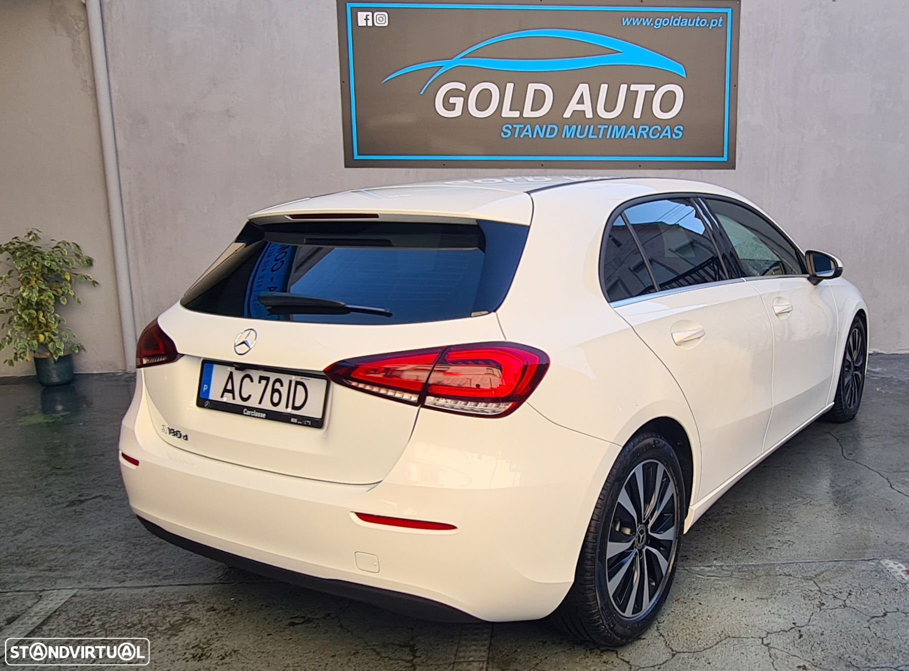 Mercedes-Benz A 180 d Style Plus - 4