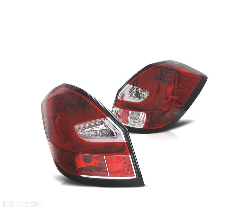 FAROLINS TRASEIROS PARA SKODA FABIA 07-10 LIGHT BAR FUNDO VERMELHO CROMADO - 1
