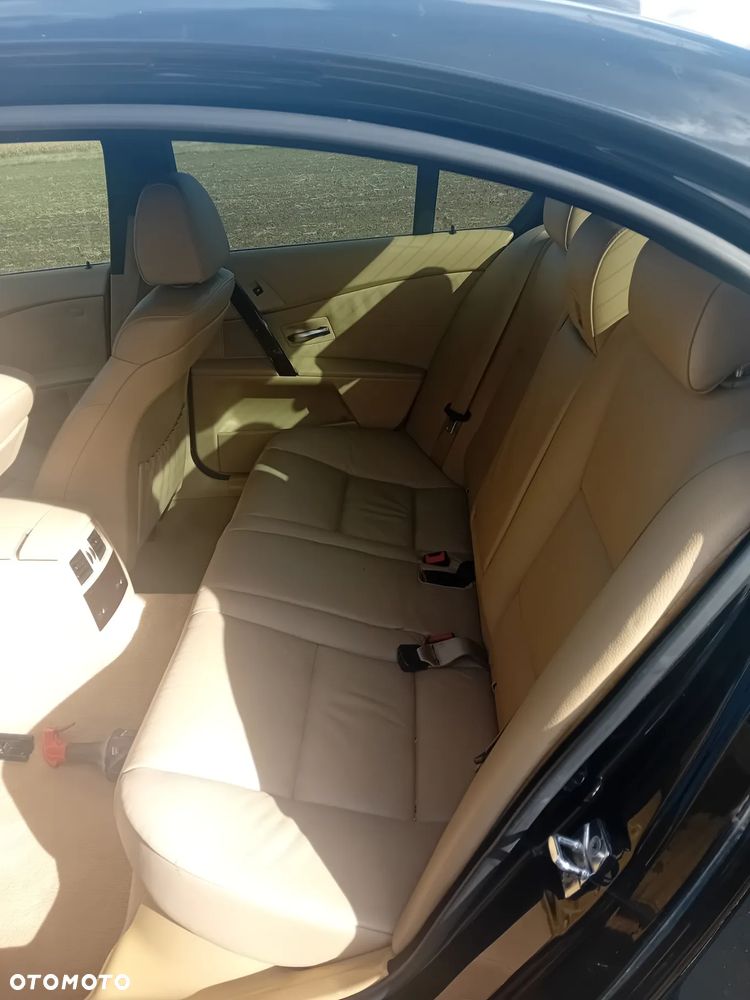 BMW Seria 5 - 13