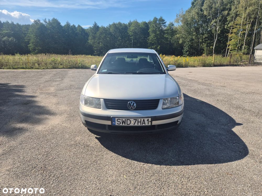 Volkswagen Passat 1.9 TDI GL - 4