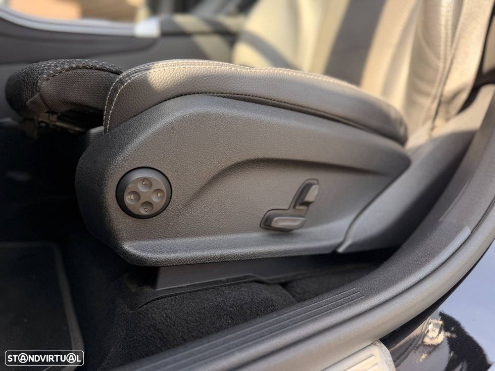 Mercedes-Benz GLC 300 de 4Matic - 33