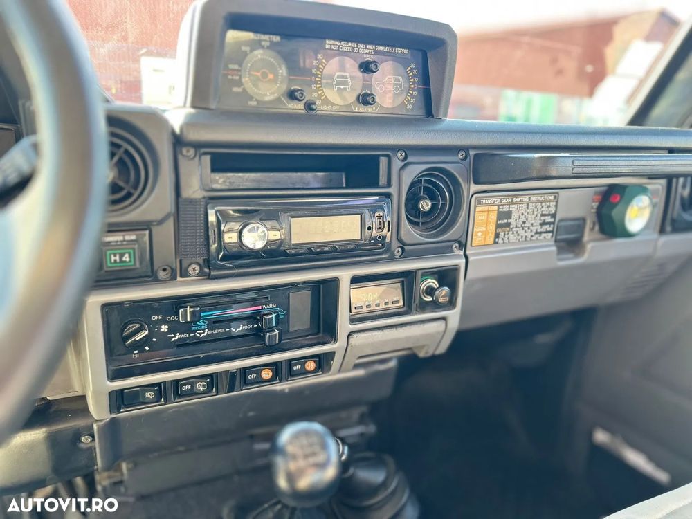 Toyota Land Cruiser - 5