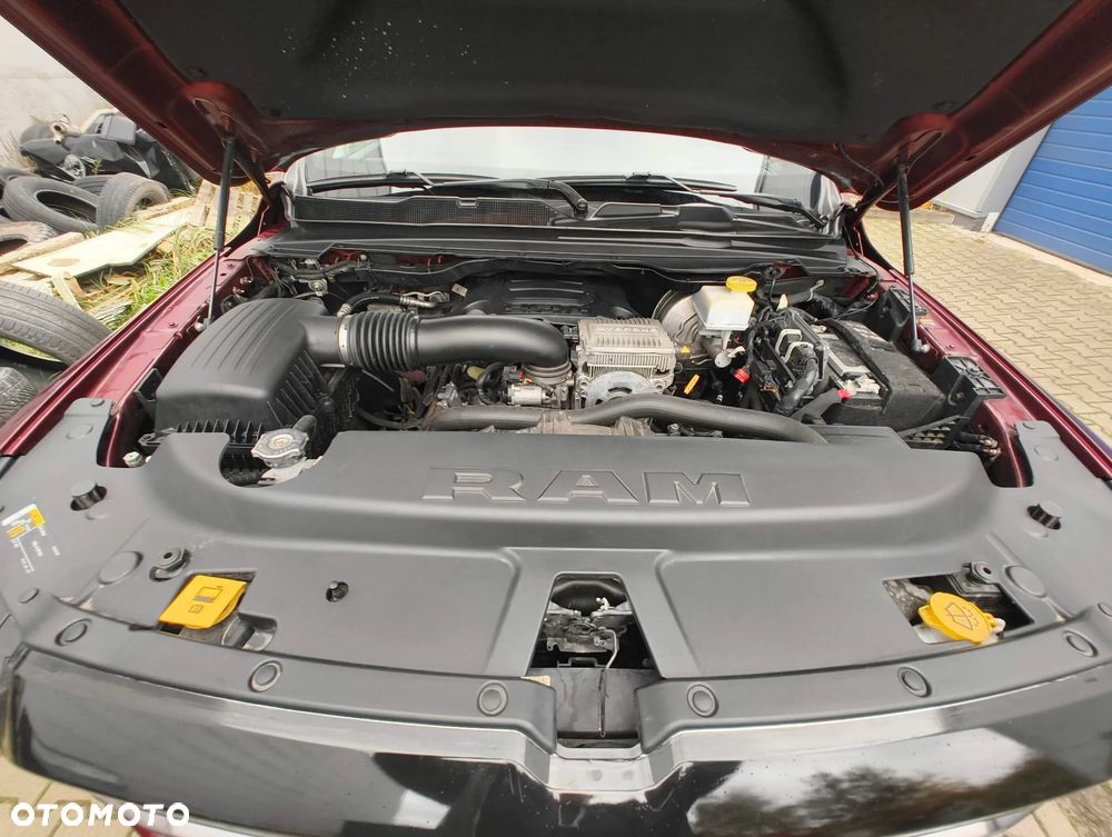 RAM 1500 5.7 Crew Cab Limited - 32