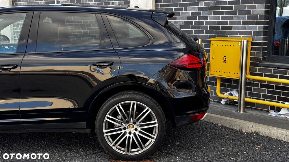 Porsche Cayenne - 14