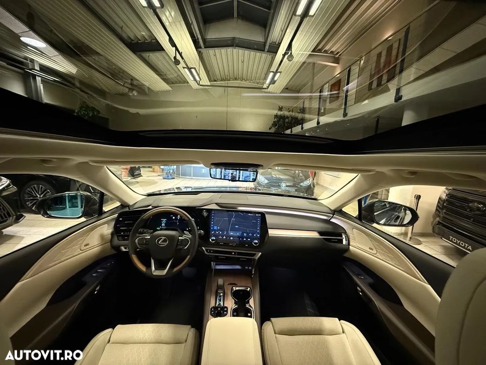 Lexus Seria RX 450h+ (Plug-in-Hybrid) Luxury - 7