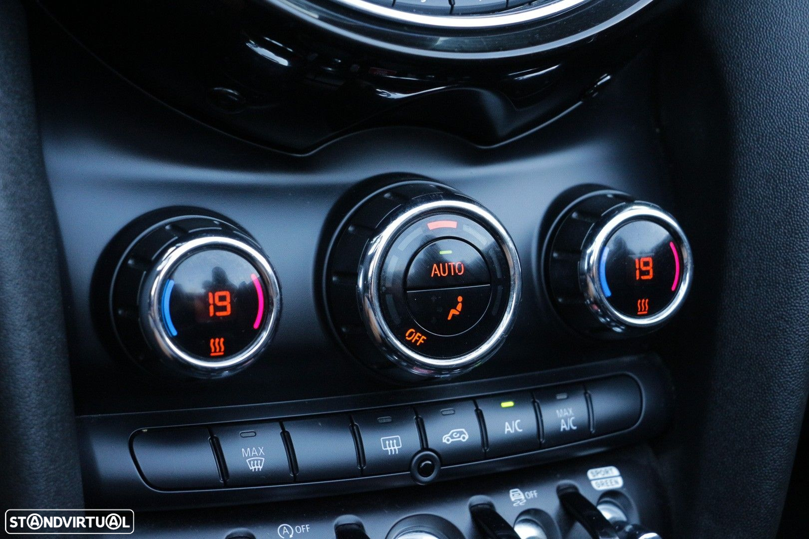 MINI Cabrio Cooper Premium First JCW Auto - 20