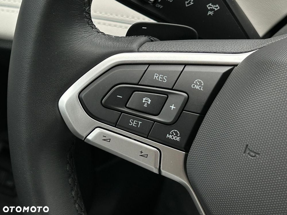 Volkswagen Tiguan 1.5 eHybrid PHEV 150kW Elegance DSG - 21