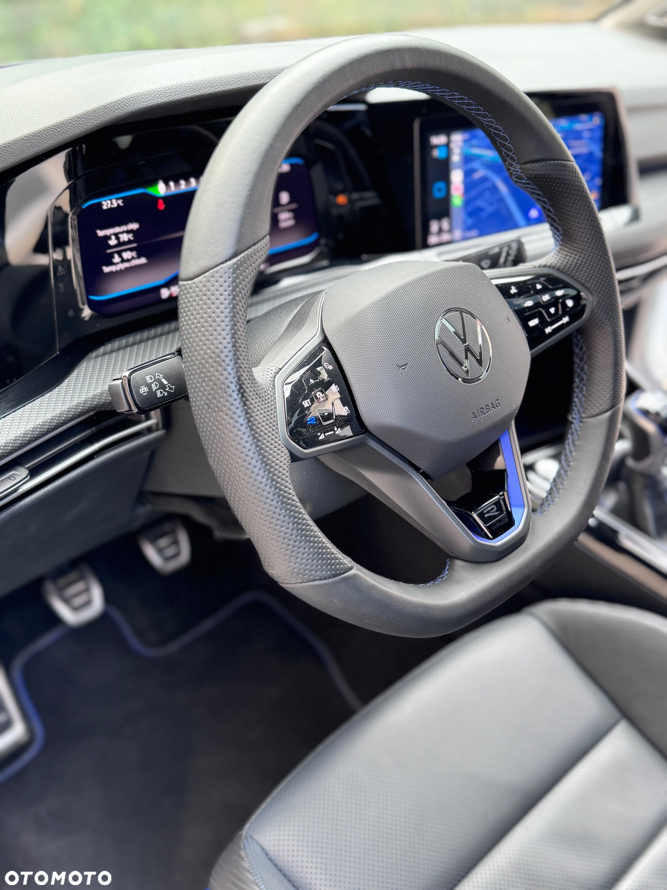 Volkswagen Golf - 32