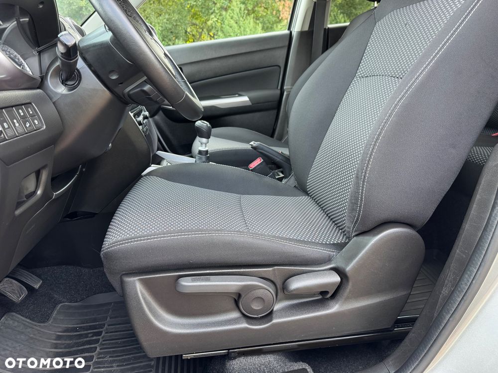Suzuki Vitara 1.4 Boosterjet Premium 4WD - 22