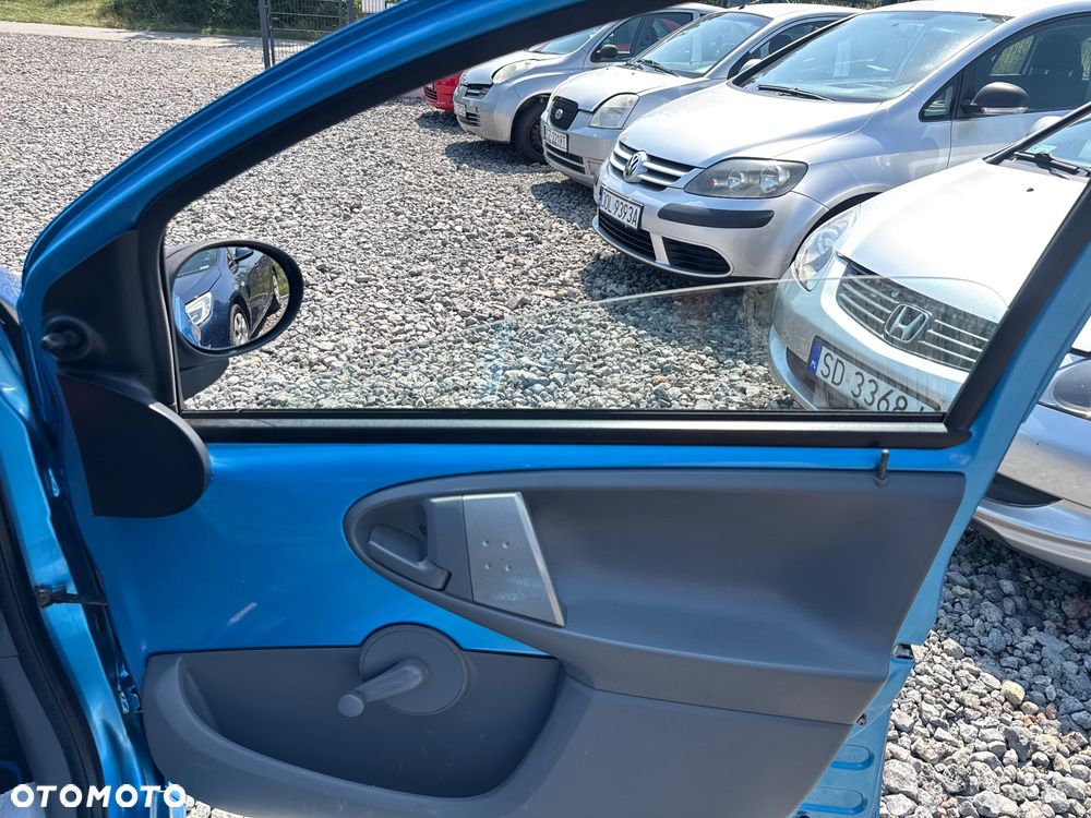 Peugeot 107 1.0 Trendy - 13