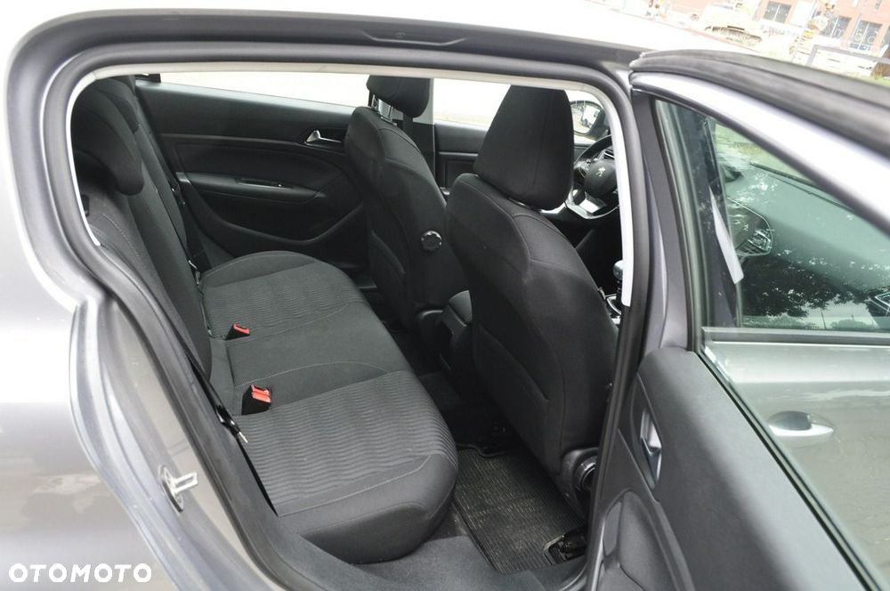 Peugeot 308 - 11