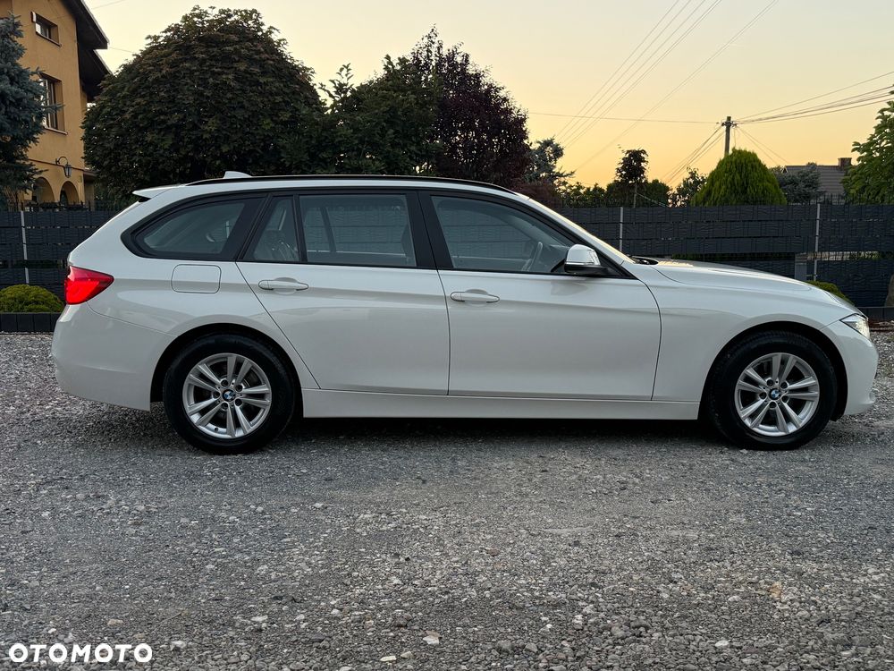 BMW Seria 3 320d xDrive - 4