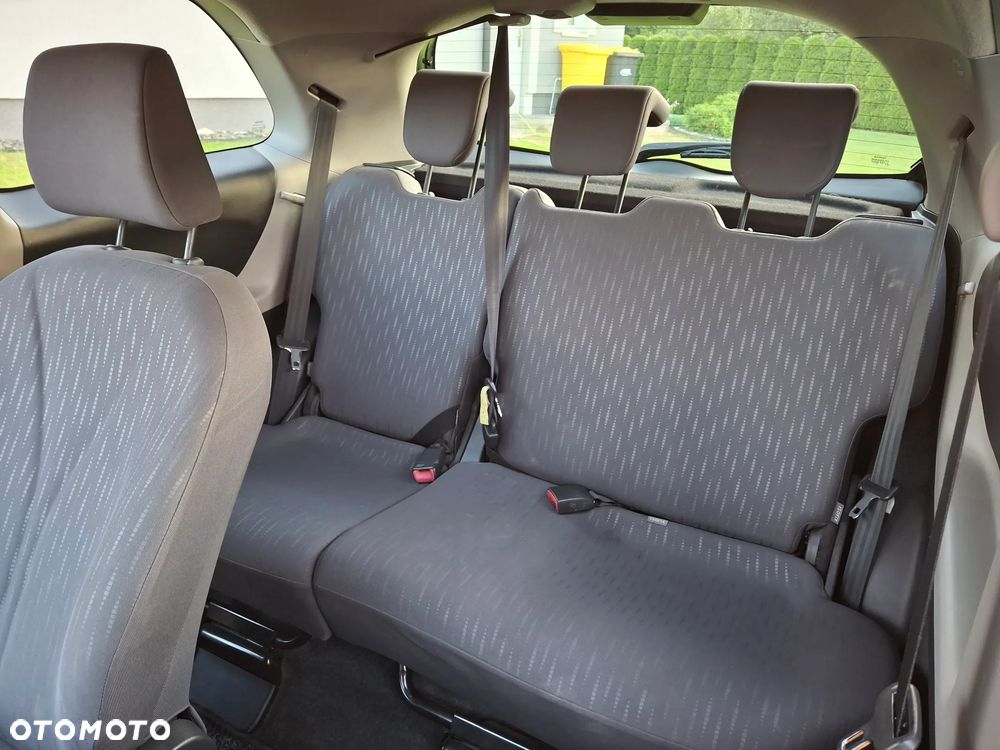Toyota Yaris 1.33 Luna - 5