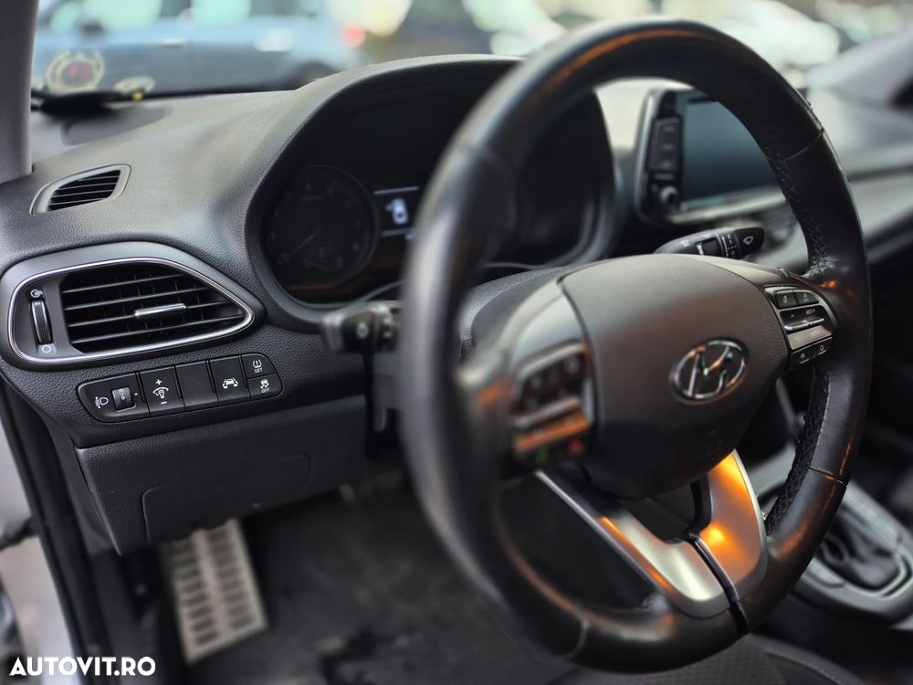 Hyundai i30 1.4 T-GDI 140CP 5DR 7DCT Exclusive+ - 7