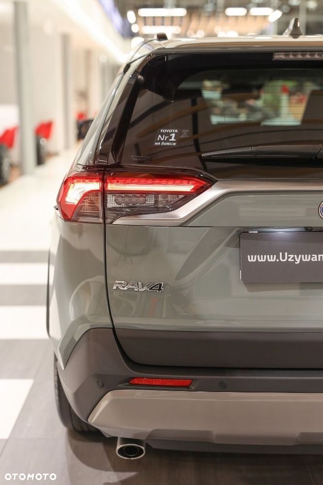 Toyota RAV4 - 21