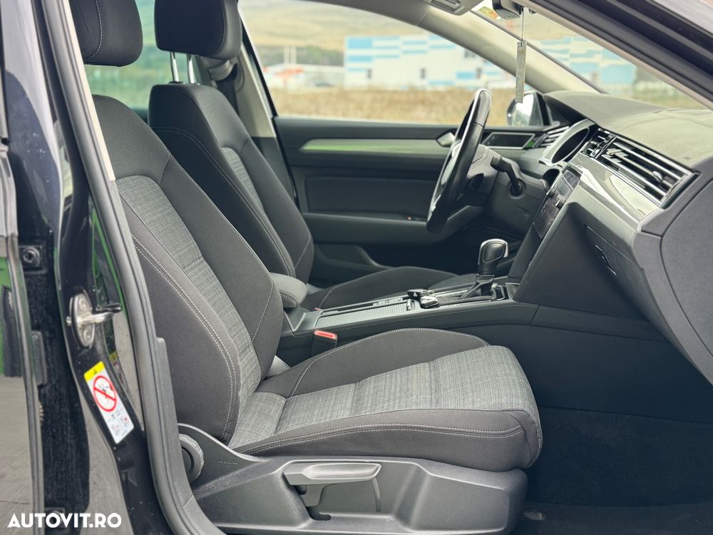 Volkswagen Passat 2.0 TDI SCR DSG Business - 22
