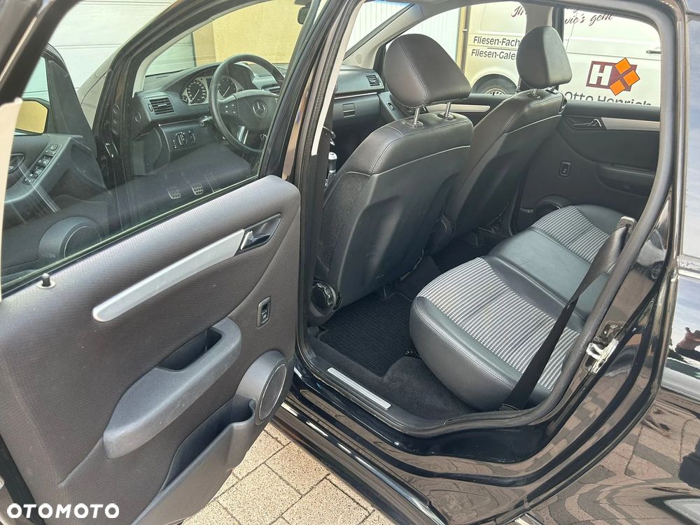 Mercedes-Benz Klasa B 200 SPORT EDITION - 7