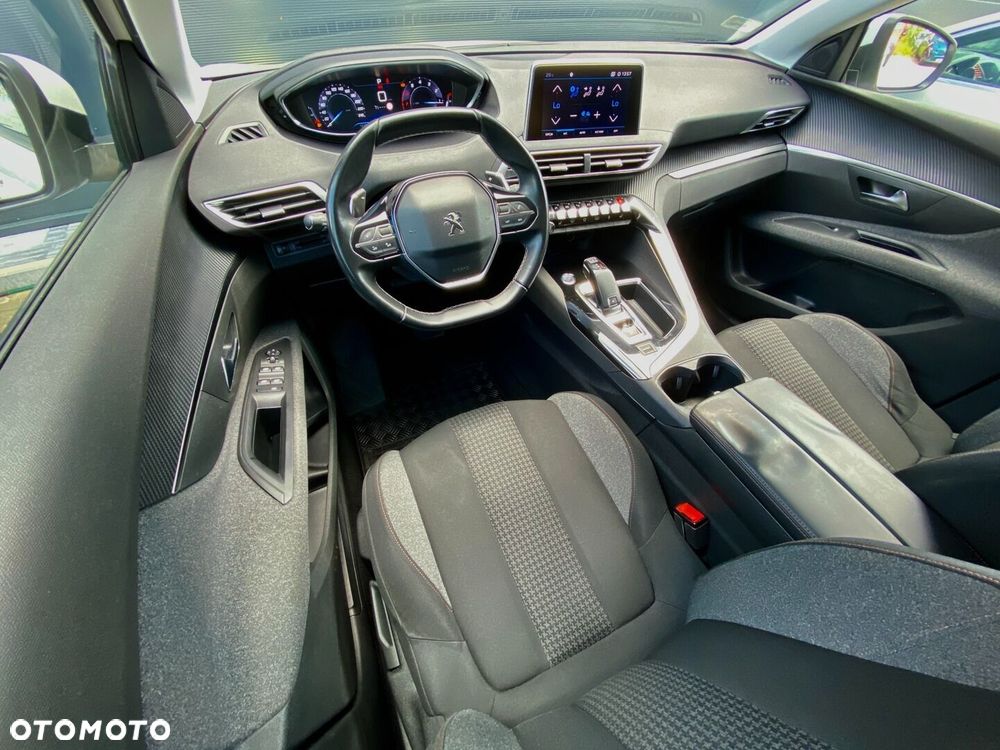 Peugeot 5008 1.2 PureTech Active S&S - 10