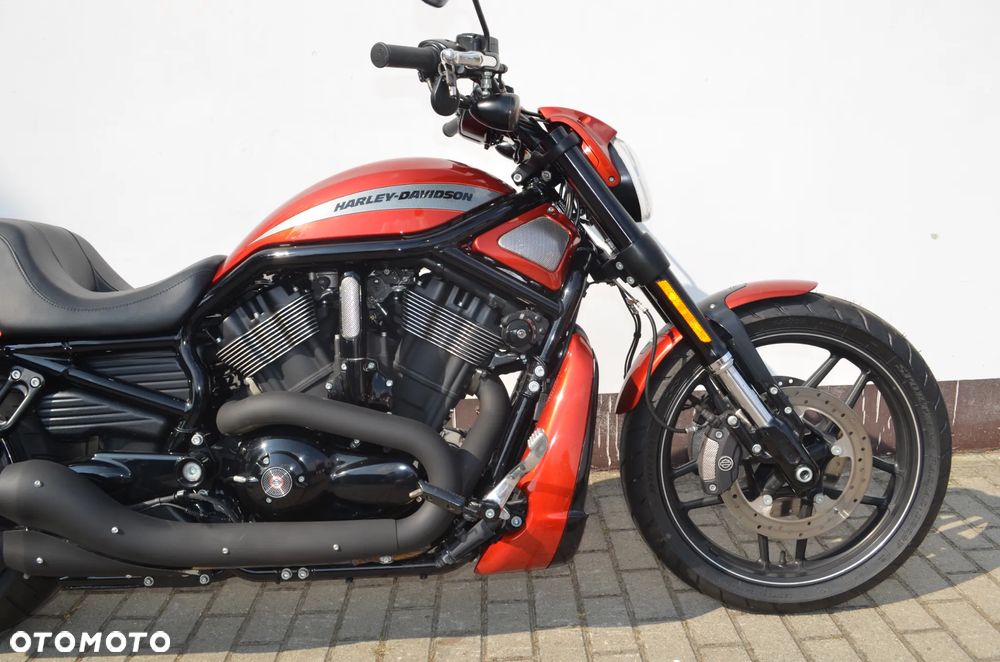 Harley-Davidson V-Rod Night Rod - 2