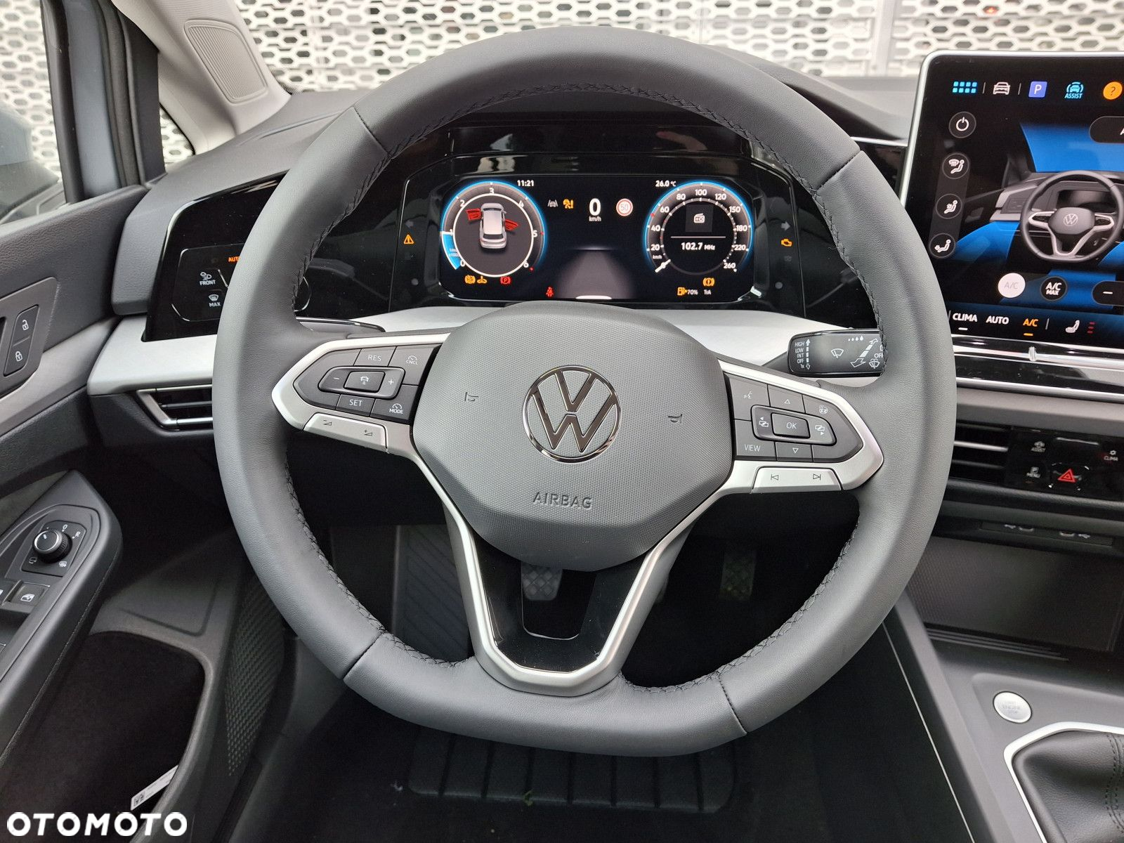 Volkswagen Golf VIII 2.0 TDI Life Plus - 20