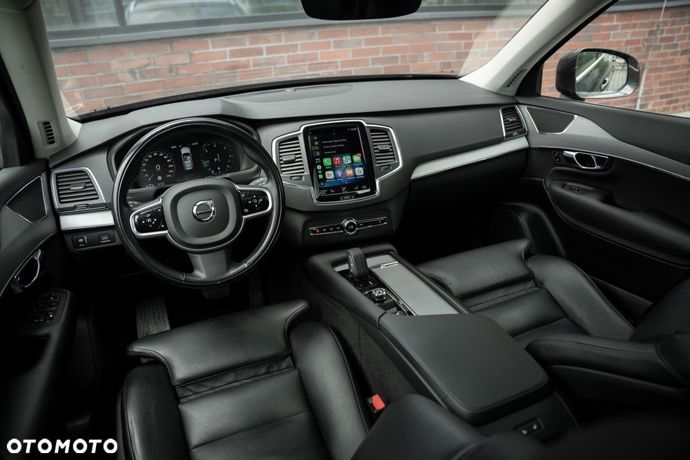 Volvo XC 90 B5 D AWD Geartronic Momentum - 26