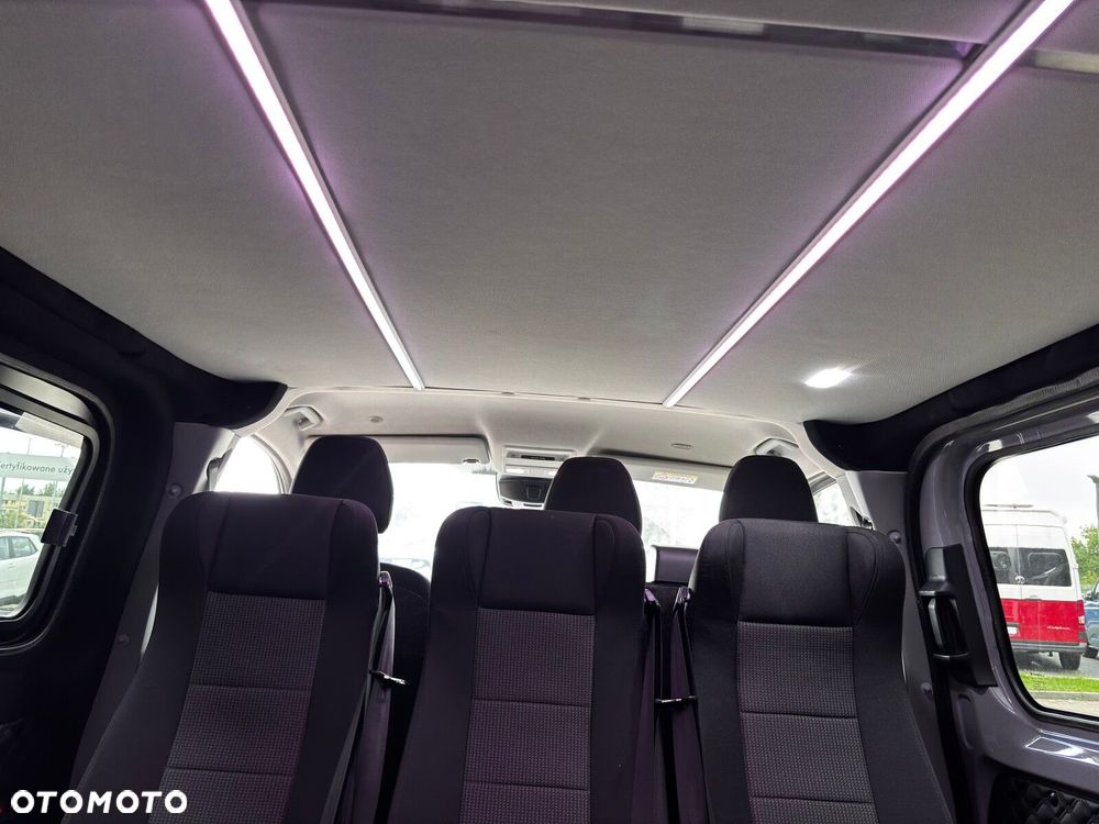 Volkswagen Transporter 2.0 TDI 150 KM 8-automat 8m L1 - 38