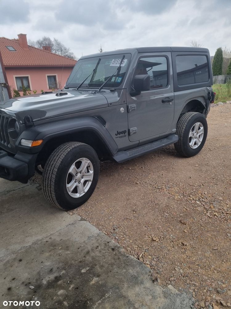 Jeep Wrangler - 26