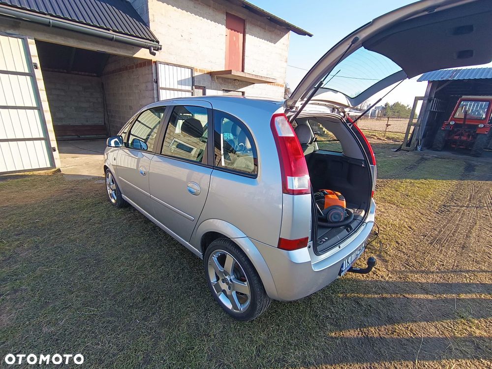 Opel Meriva - 8