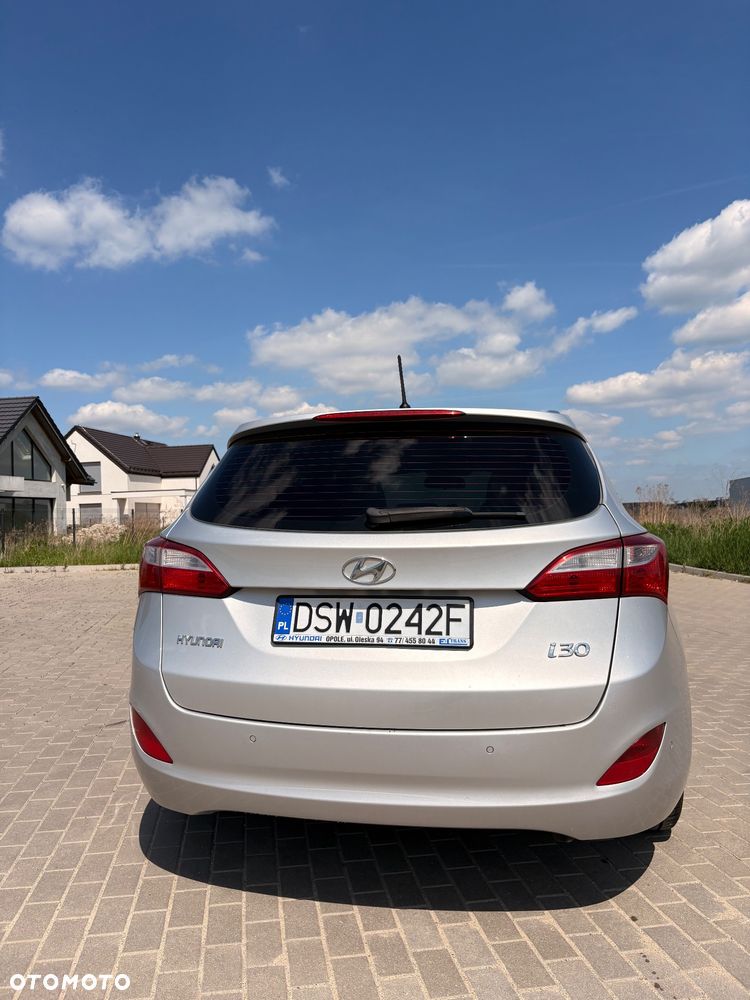 Hyundai i30 1.4 CRDi Classic + - 11