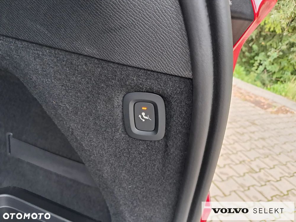 Volvo XC 90 - 31